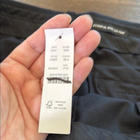 J. Crew Petite lower-rise Essential wide-leg pant in city twill Size 12 Petite - Picture 12 of 13